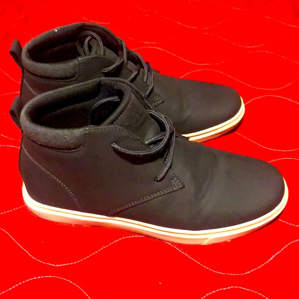 Size 4 kids perry ellis shoes